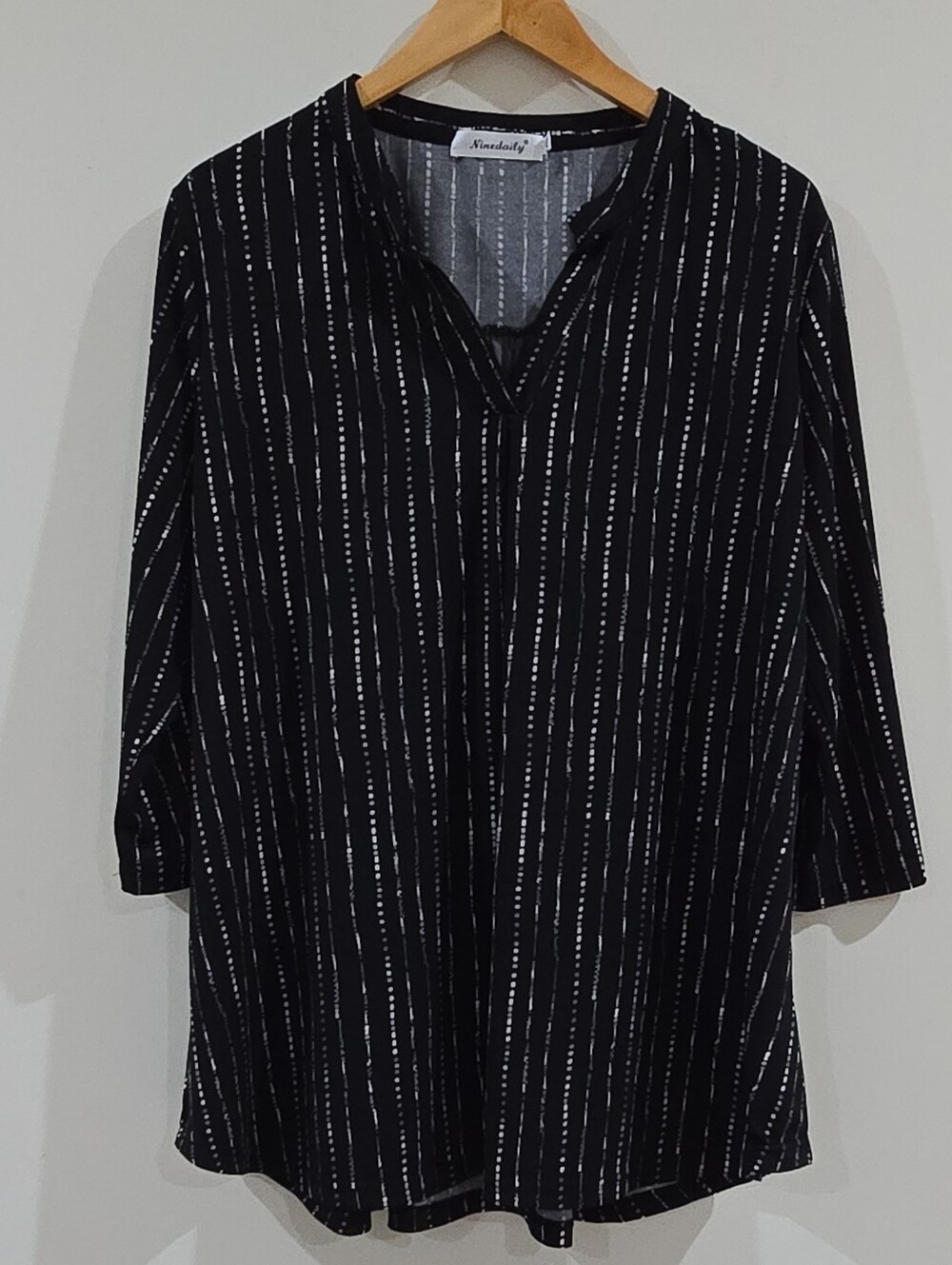 Plus size XXL Womens Black White Striped V-Neck 3/4 Sleeve Pullover Tunic Blouse
